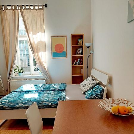 Cozy Studio In Vinohrady プラハ エクステリア 写真