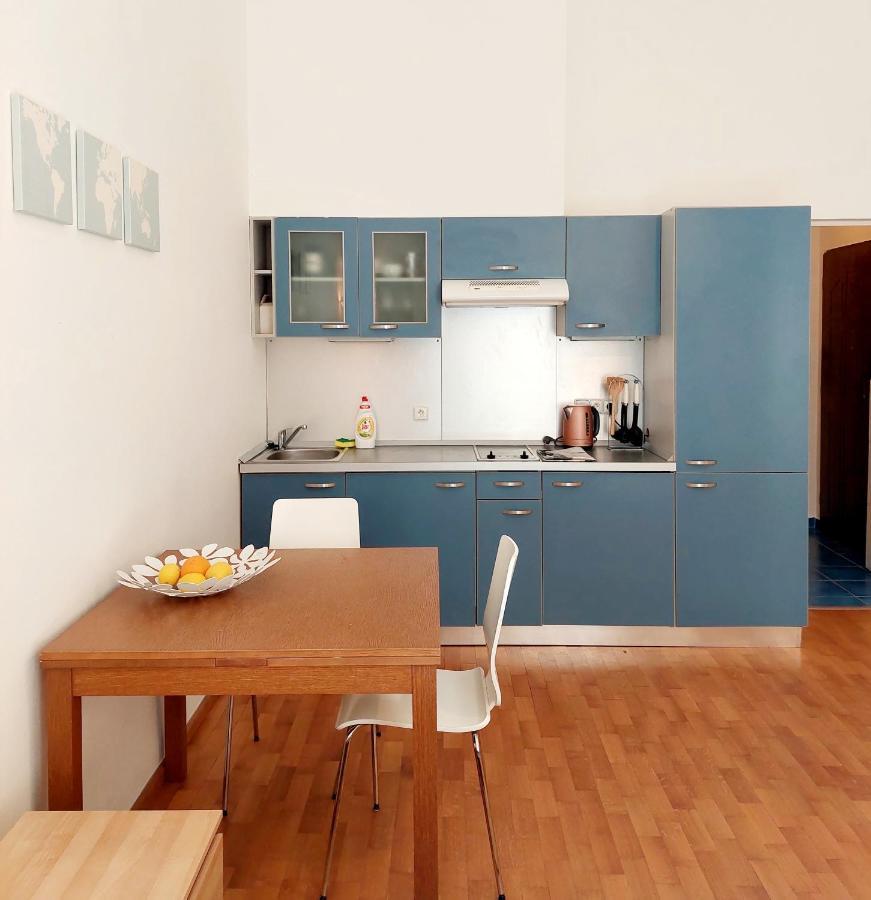 Cozy Studio In Vinohrady プラハ エクステリア 写真